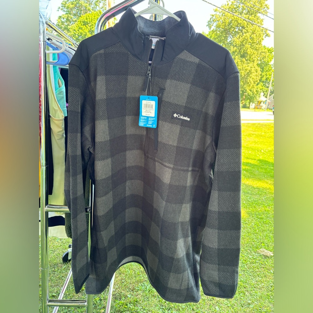 Columbia Black/Gray Quarter Zip